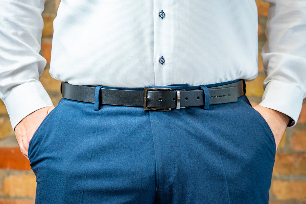 DER HEMDHALTER